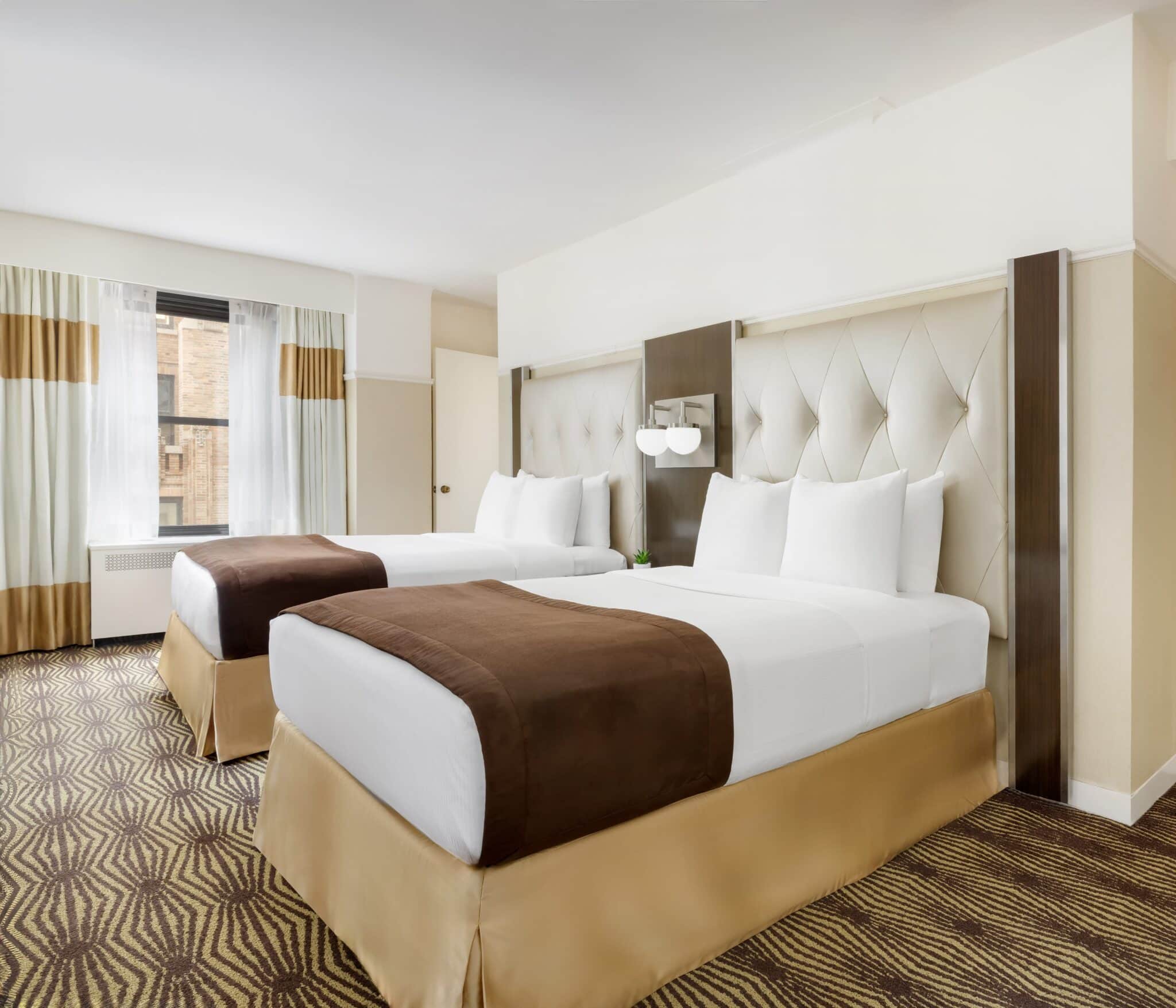 The New Yorker Hotel — photo 39 of 60